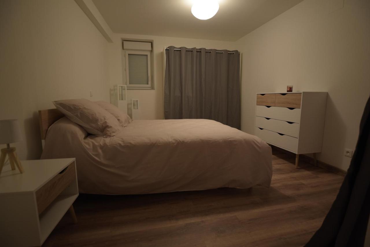 Cosy Appartement Hyper Centre Ville Avec Cour + Patio Auxerre Exteriér fotografie