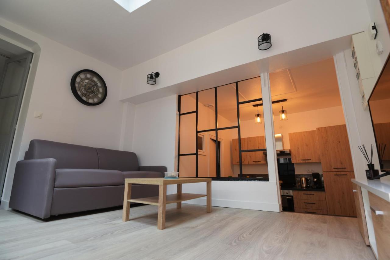 Cosy Appartement Hyper Centre Ville Avec Cour + Patio Auxerre Exteriér fotografie