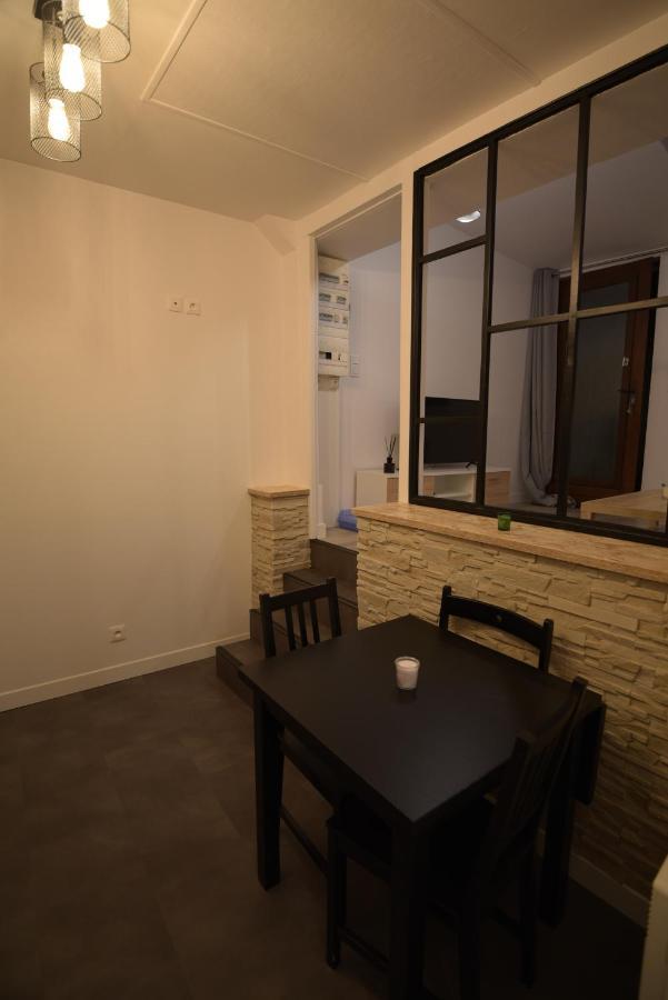 Cosy Appartement Hyper Centre Ville Avec Cour + Patio Auxerre Exteriér fotografie